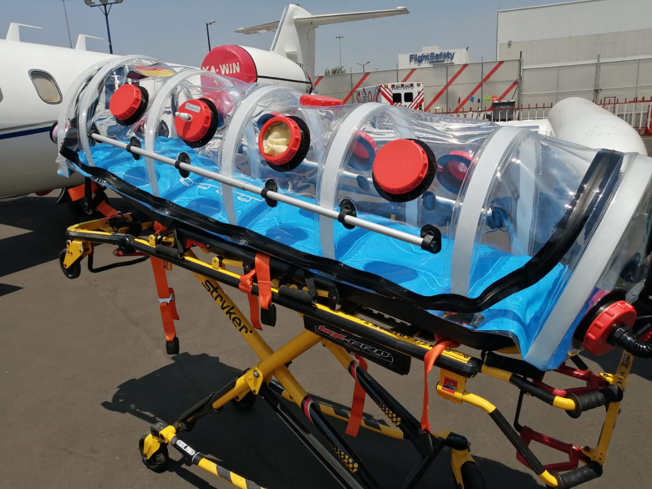 NP-320 Medical Negative Pressure Biological Isolation Stretcher Chamber