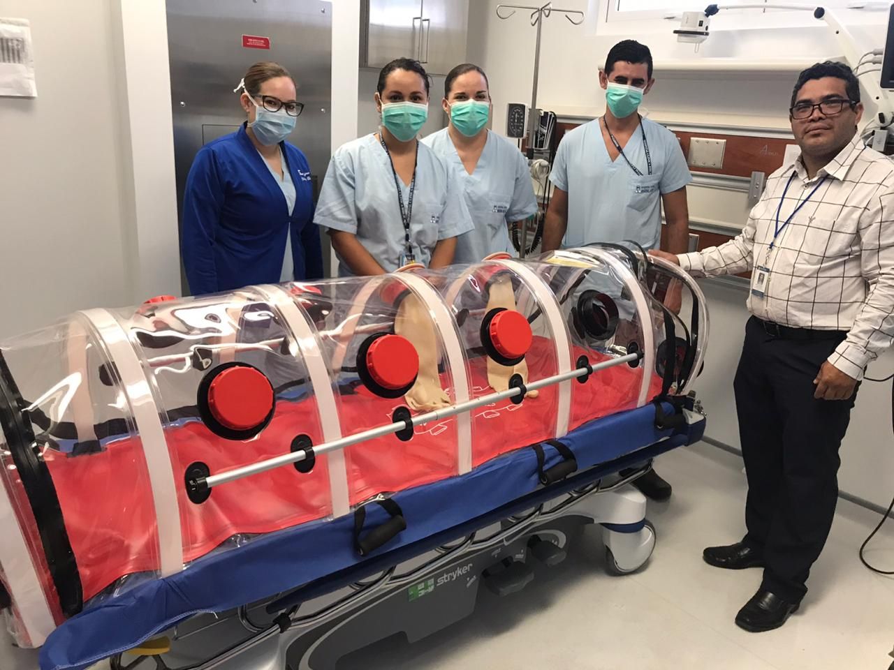Negative Isolation Stretcher Chamber Isolator Stretcher For Hospital